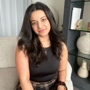 Meet your Posher, Riann